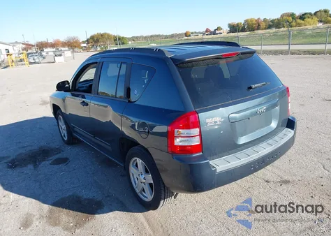 2008 Jeep Compass Sport из США, поврежденный, VIN 1J8FT47W18D741547